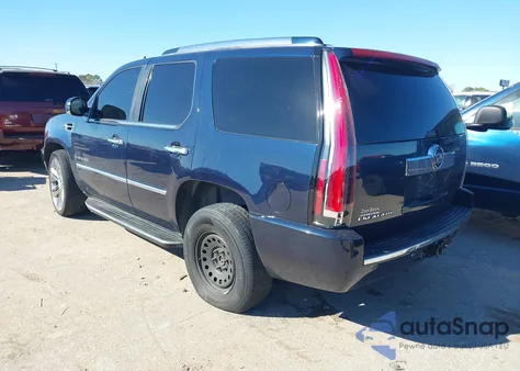 2007 Cadillac Escalade Standard from USA, damaged, VIN 1GYFK63837R246047
